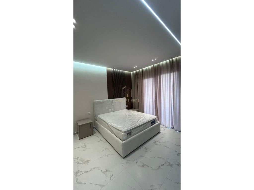 Jepet me qera apartament 1+1 ne 4
