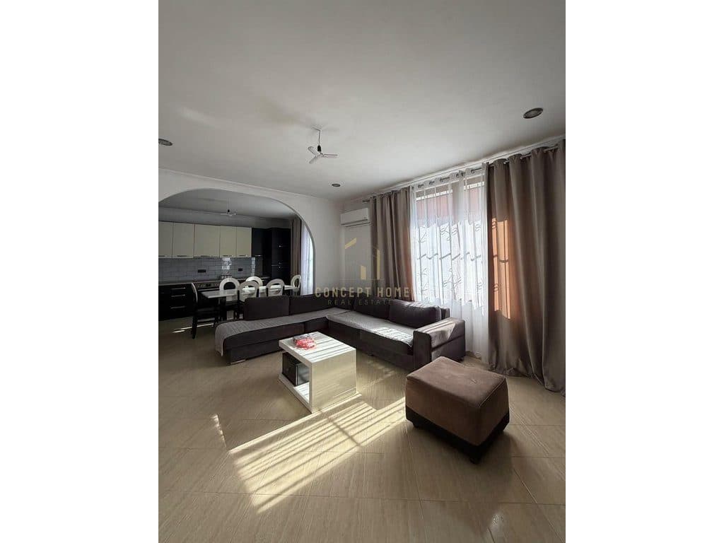 Jepet me qera apartament 2+1 ne Vasil Shanto 4