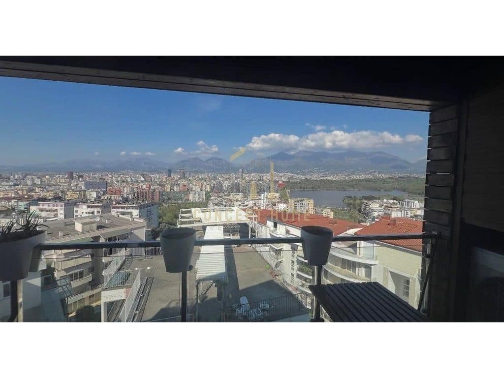 Jepet me qera apartament 2+1+2 tek 3