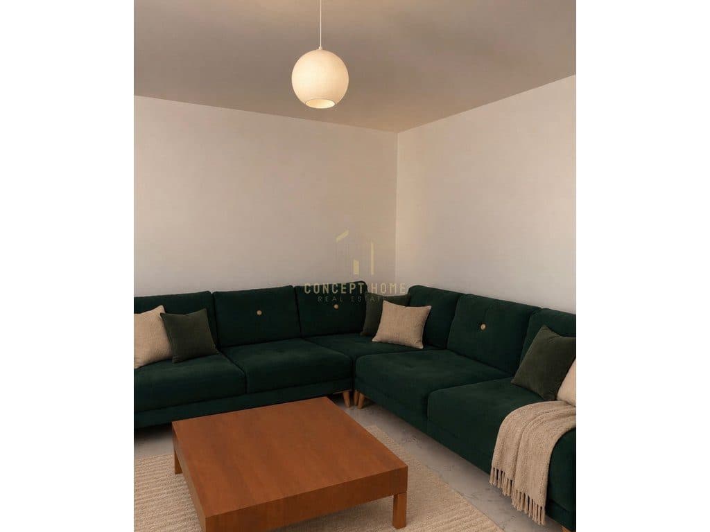Jepet me qera apartament 1+1 te Rruga e Dibres.