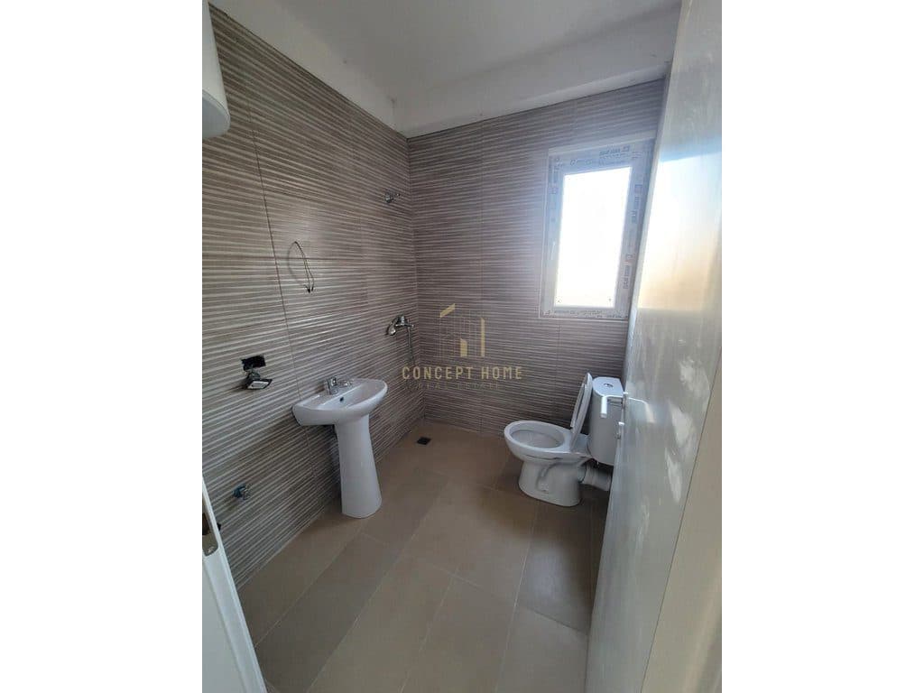 Jepet me qera apartament 1+1 ne 3