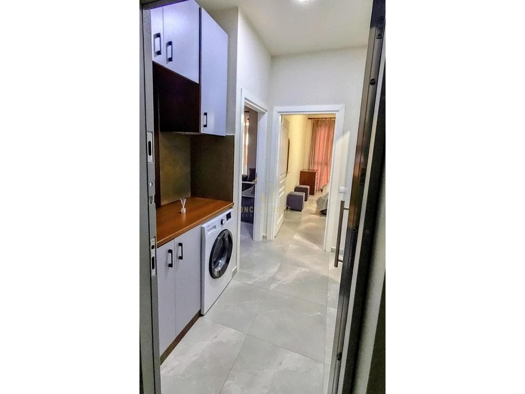 Jepet apartament me qera 1+1 perballe QSUT-se (Kompleksi ASL) 3