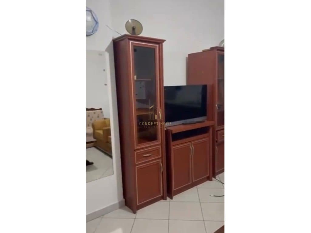 Jepet Apartament 1+1 ne Myslym Shyr.