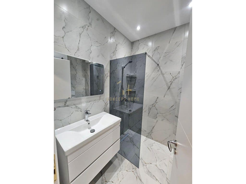 Jepet me qera apartament 1+1+Post Parkimi ne Astir 3