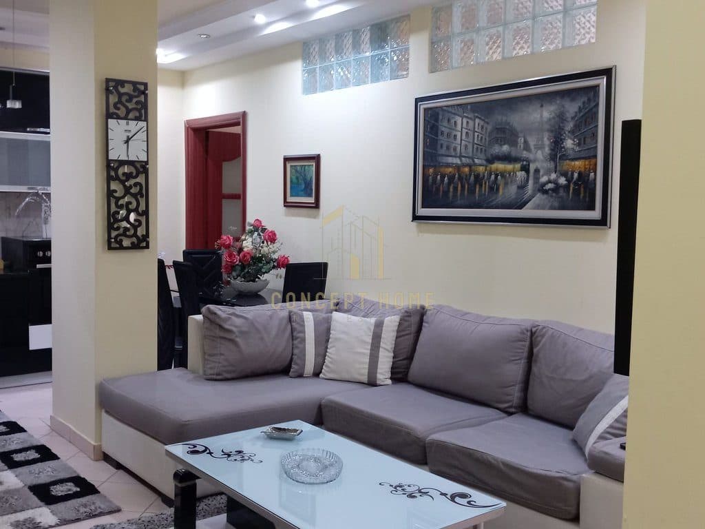 Jepet me qera apartament 2+1 perballe Deliorgjit 4