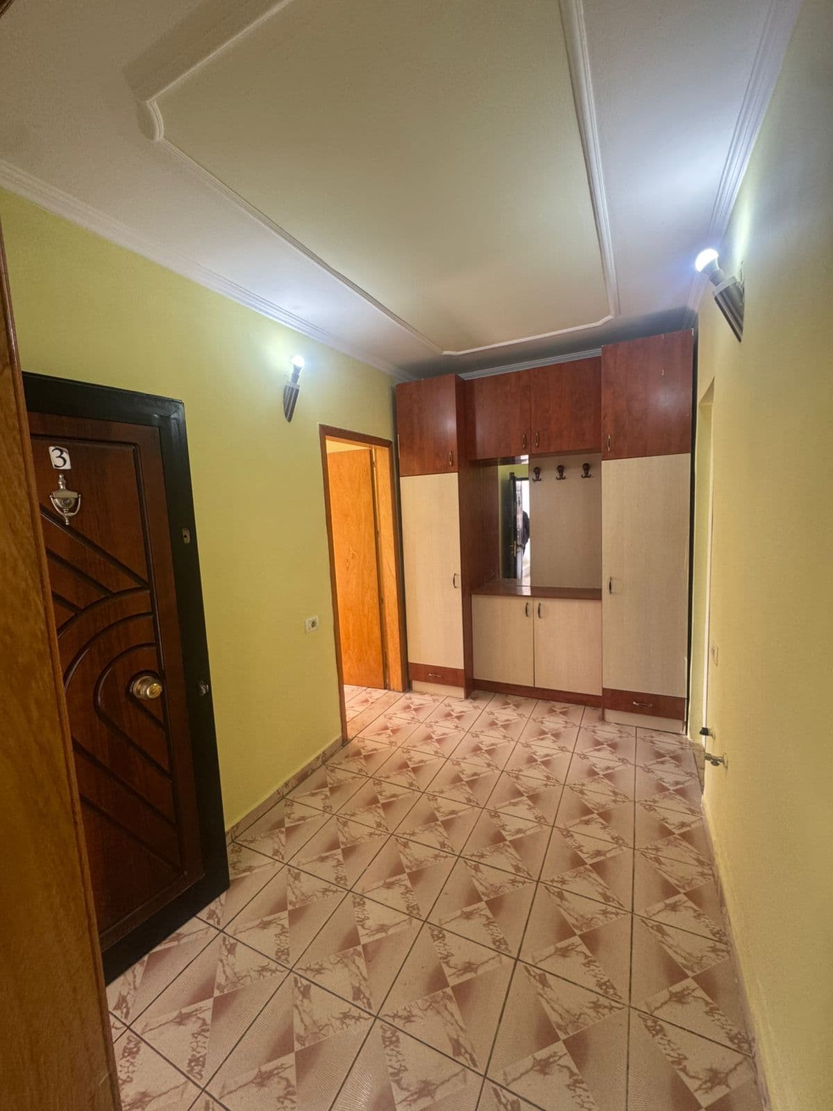 Shitet apartament 1+1 prane Deliorgjit/105.000€( 2