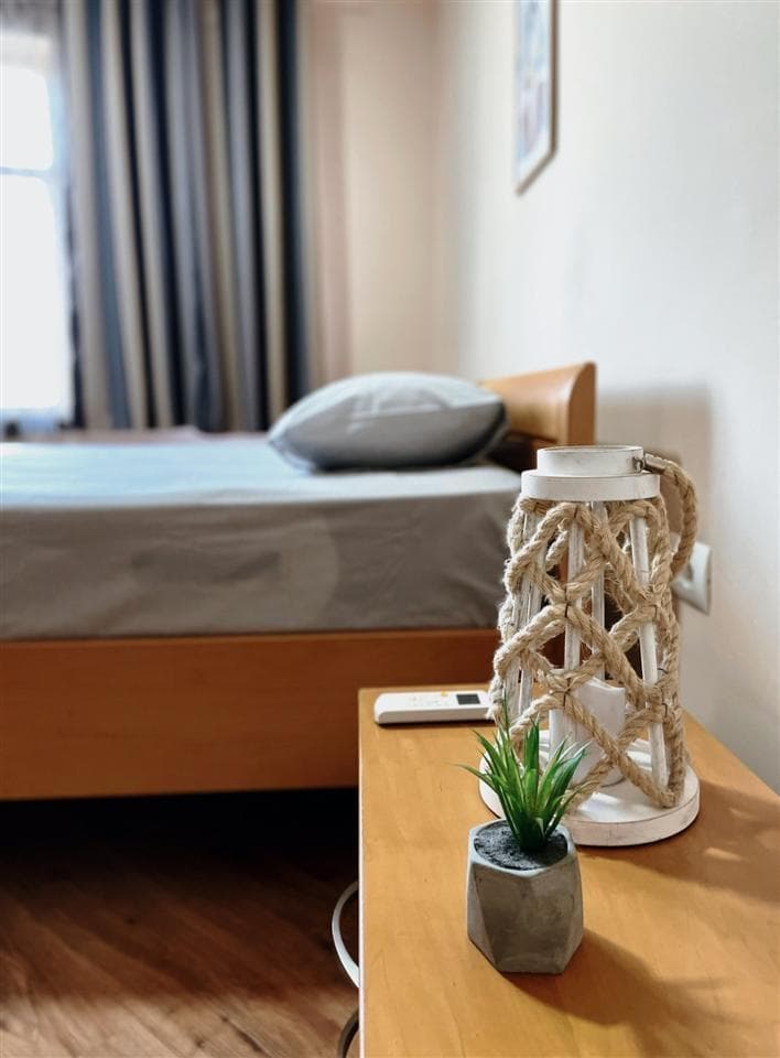 Jepet me qera apartament 2+1 Ne Bllok 4