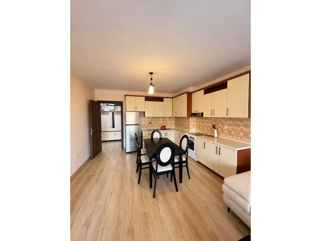 Jepet me qera apartament 1+1 ne Ali Dem 4