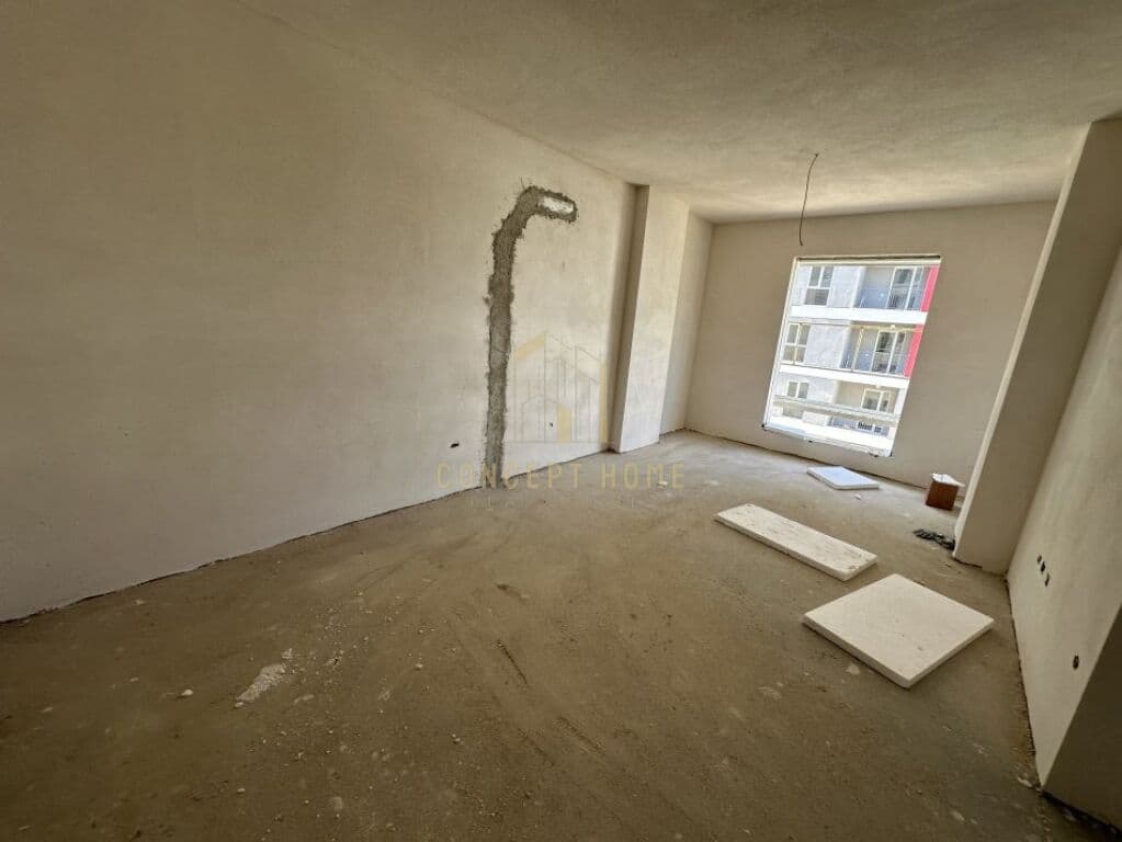 Shitet apartament 2+1 Kompleksi Univers City / 114.000 Euro 2