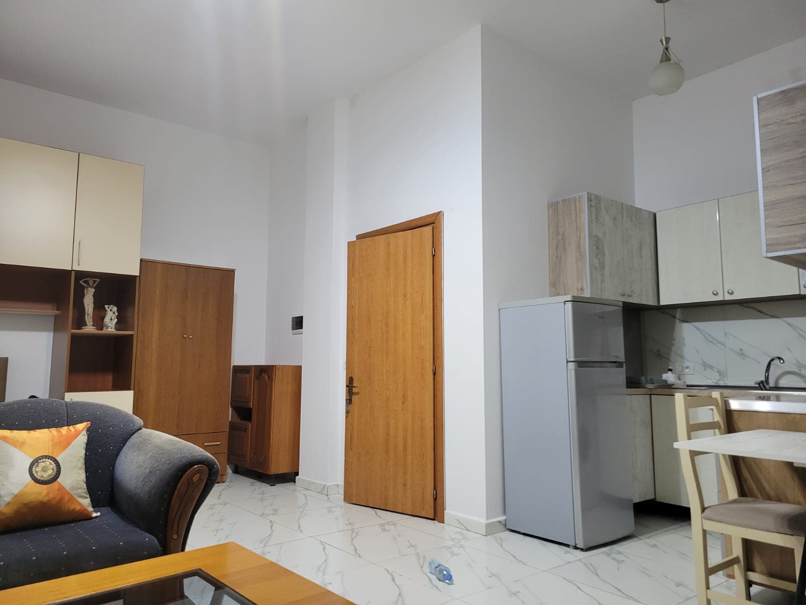 Jepet me qera Gazoniere ne Shkoze/Çmimi: 300 Euro 4