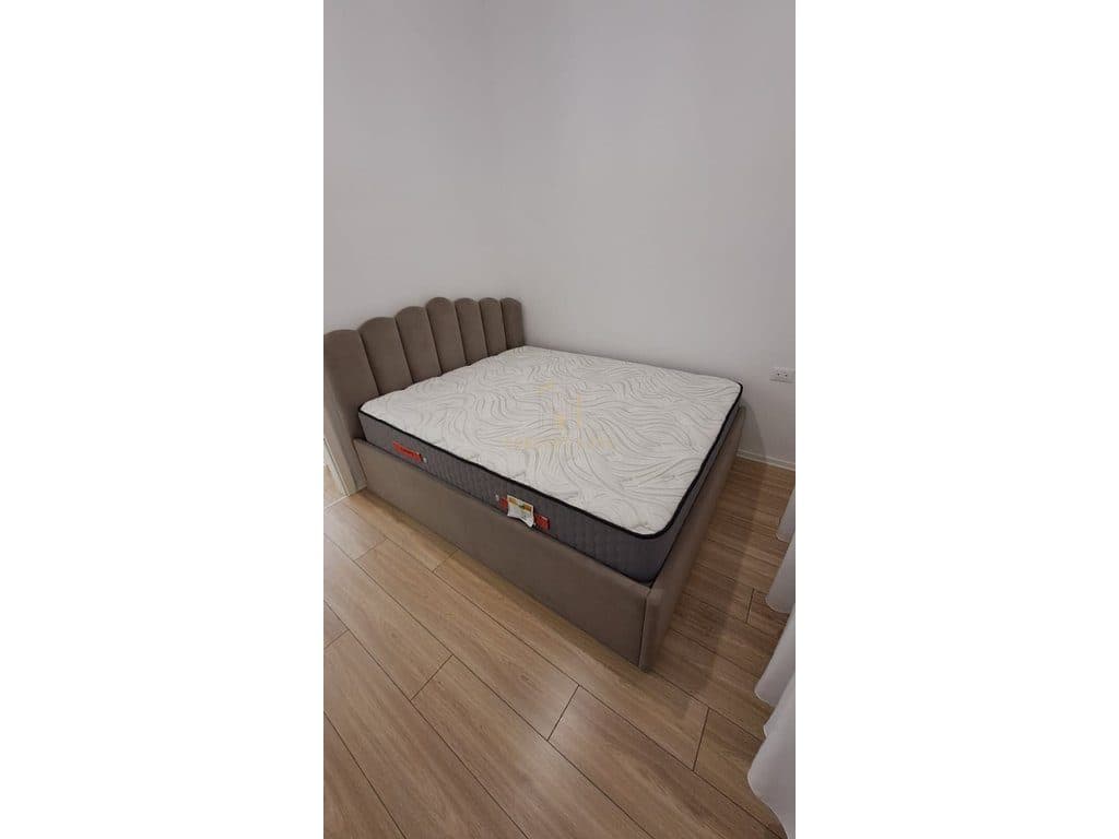 Jepet me qera Apartament 2+1 ne Ali Dem 3
