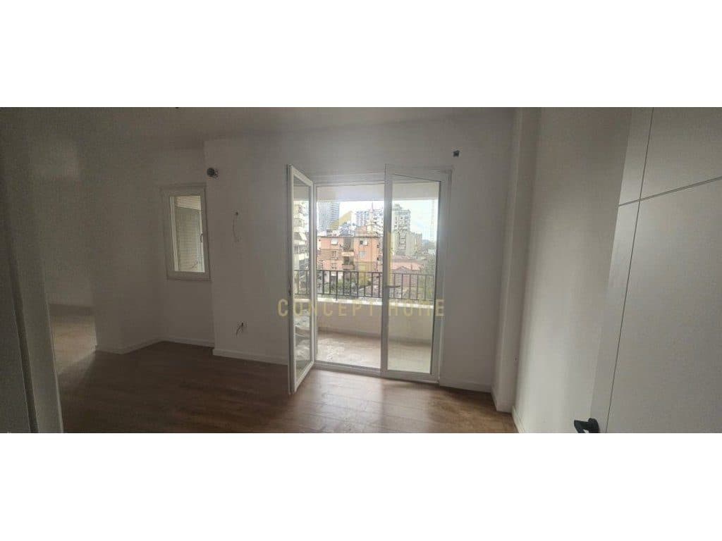 Apartament 3+1+2 Në Shitje në Qendër, Pazari i Ri, Tiranë - 339,000€ | 135,53 m² 4