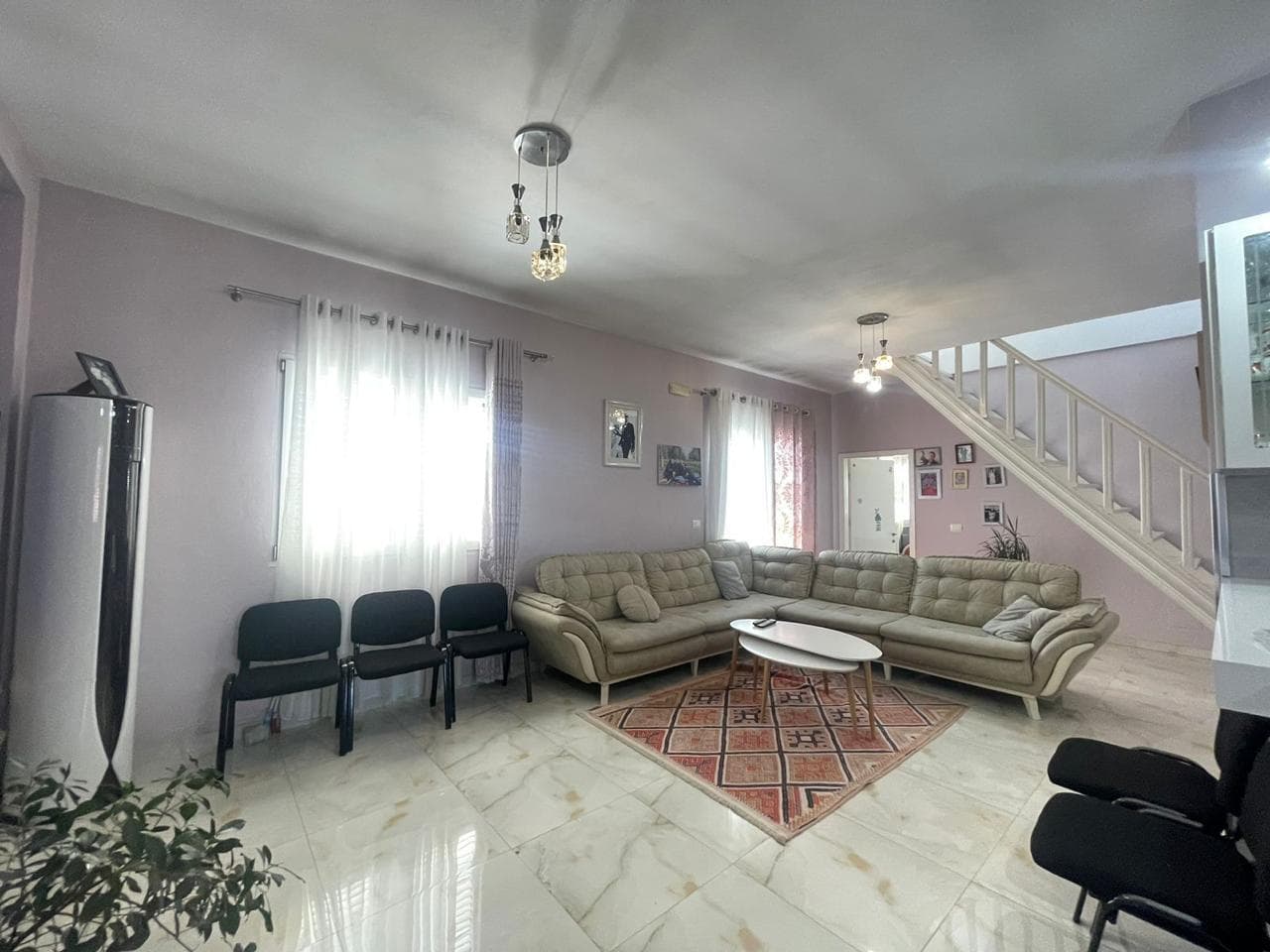 Apartament 2+1+2 Me Qira në Kamëz, Bathore - 450€ | 130 m² 2