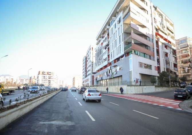 Ambient biznesi 74 m² me qira në Astir, Tiranë - 1800€