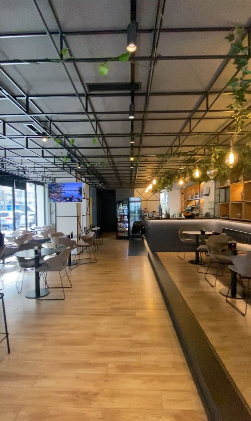 Shitet lokal perball Delijorgjit/360.000 € 3