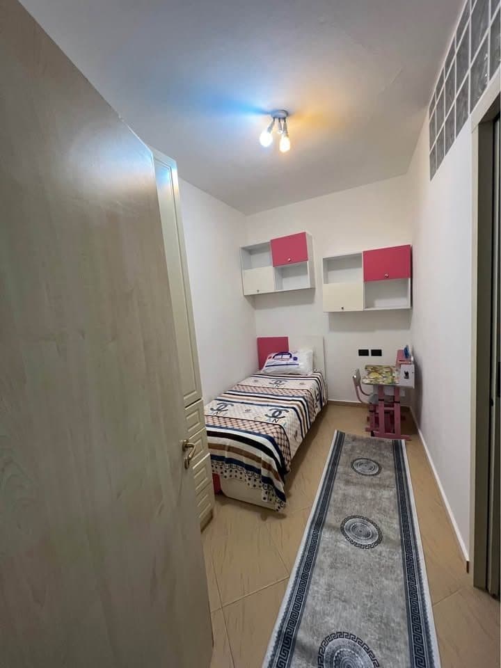 Jepet me qera Apartament 2+1 ne Astir 4
