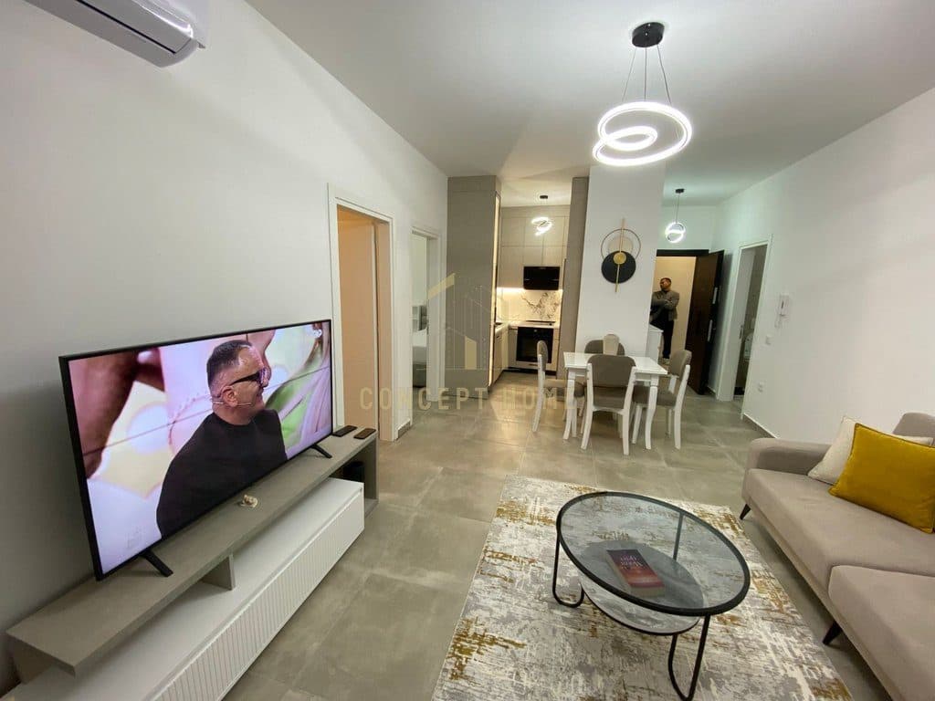 Shitet apartament 2+1 ne 2