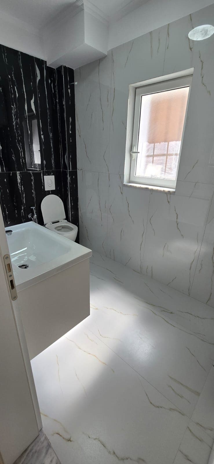 Shitet apartament 1+1 Te 21 Dhjetori 3
