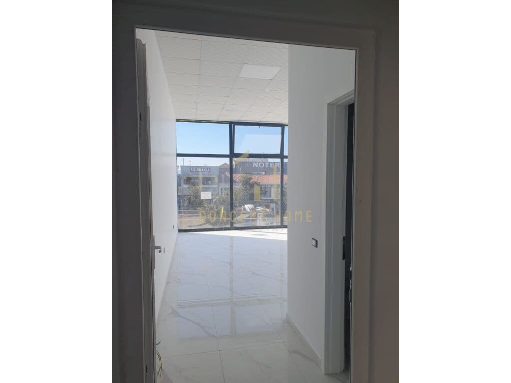 📌Jepet ambient me qera ne Kamez. 2