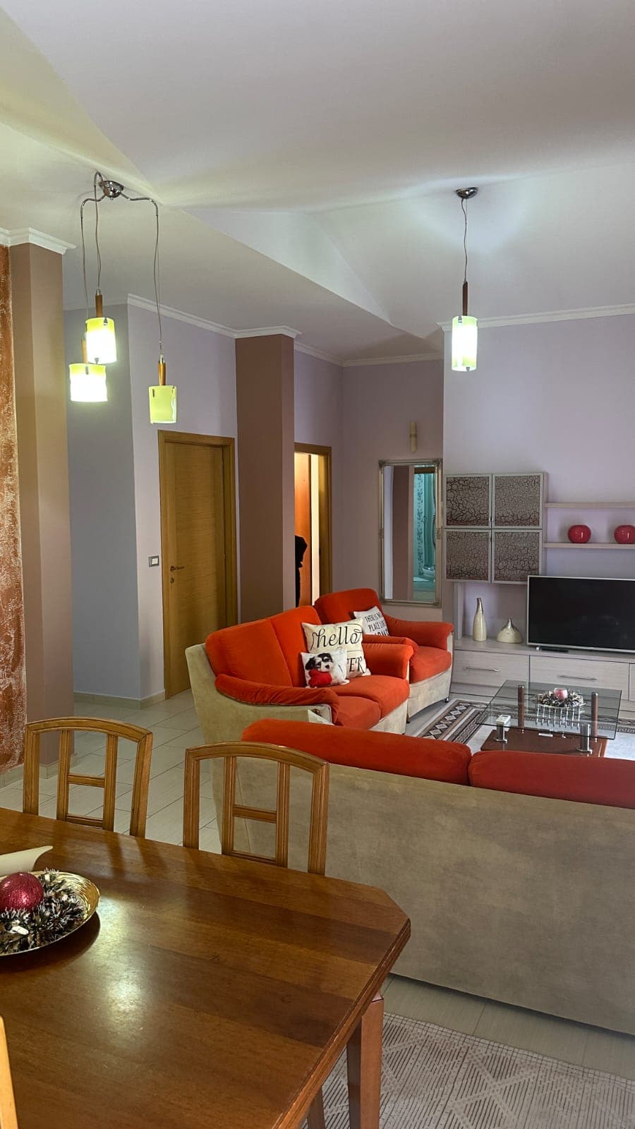 Apartament me qera 3+1+post parkimi tek Kristal Center. 4