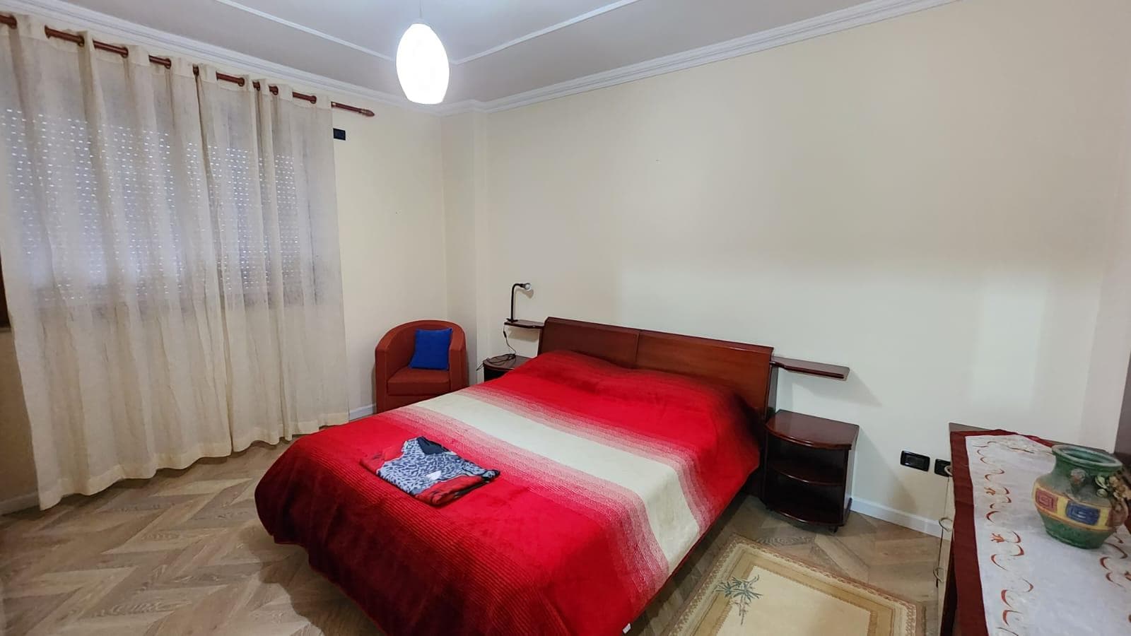 Apartament 3+1 Për Qira Tek Ish Ekspozita - 1000€ | 240 m² 3