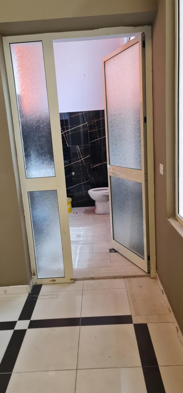 Ambient me qera tek Kodra e Diellit, Tiranë - 800€ | 90 m² 4