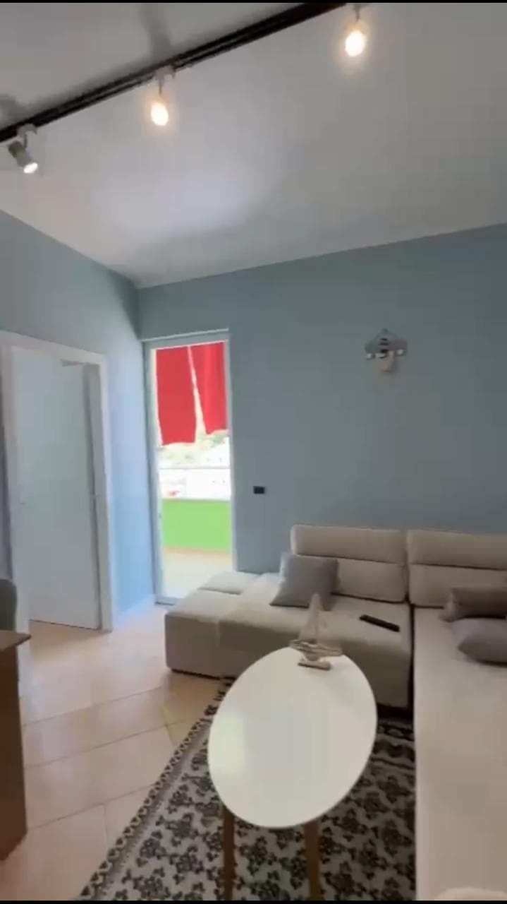 Shitet apartament 2+1 ne Shengjin