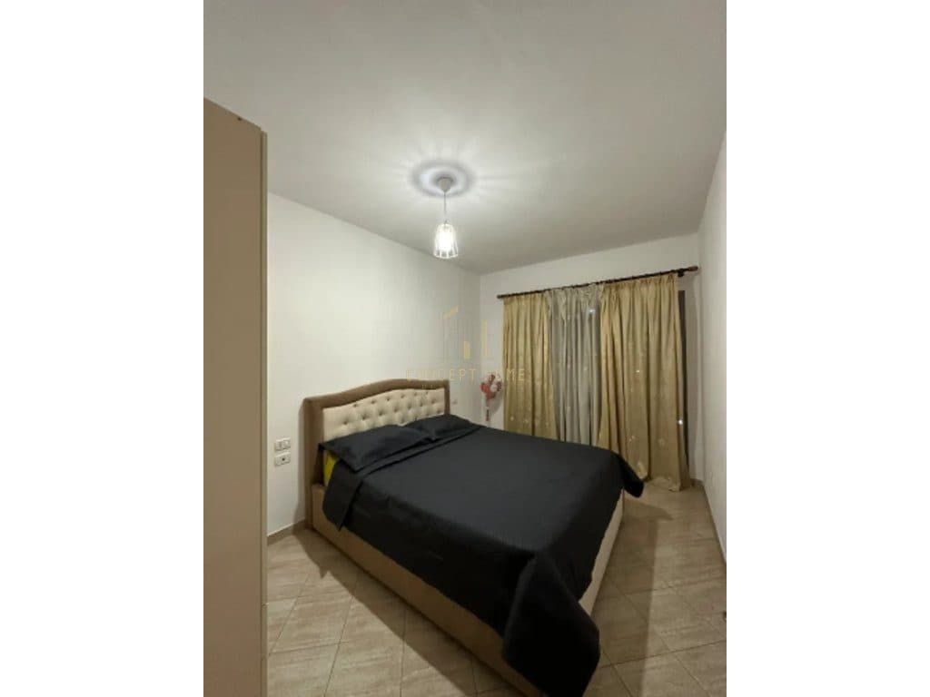 Jepet me qera apartment 1+1 Ne Astir 4