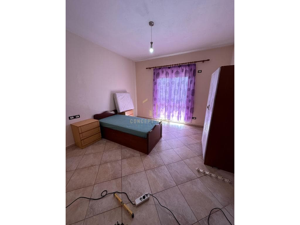 Apartament 3+1 Për Qira në Ali Demi, Tiranë - 500€ | 130 m² 3