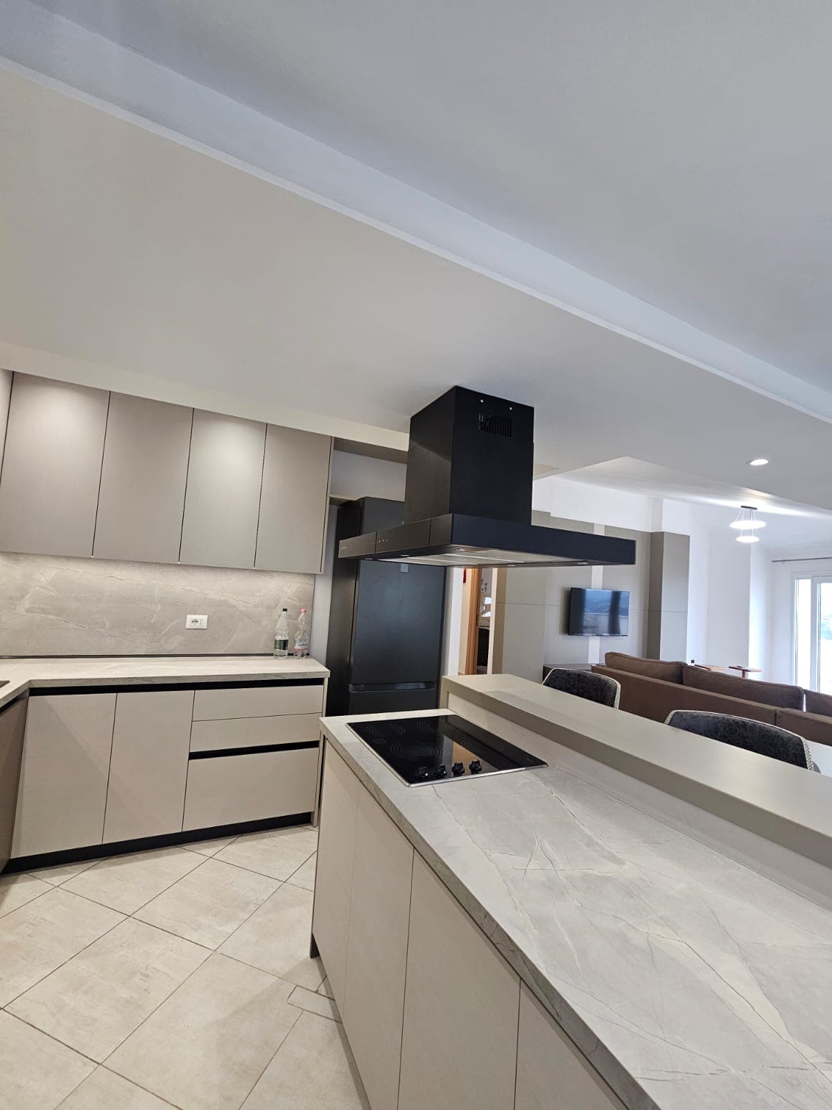 Apartament 2+1+2 Me Qira në Fresk Tiranë - 700€ | 170 m²