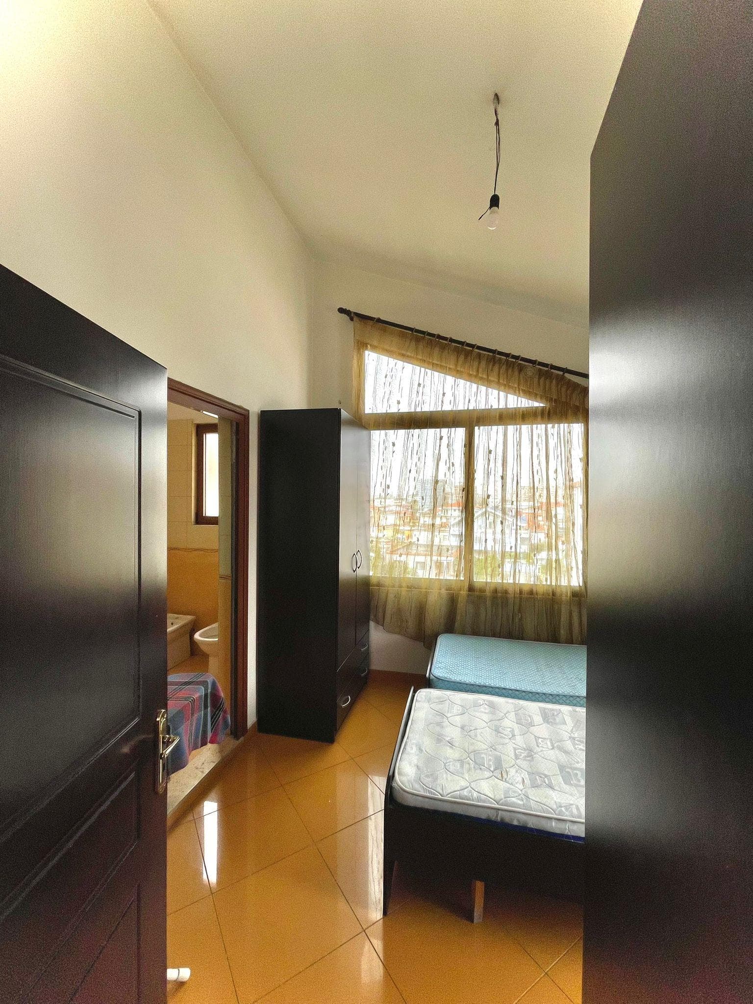 Jepet me qera Apartament 1+1 tek 21 Dhjetori 2