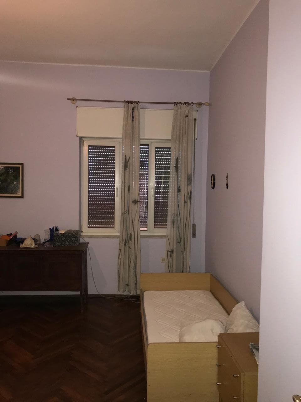 Jepet me qera apartament 3+1 ne Qender 3