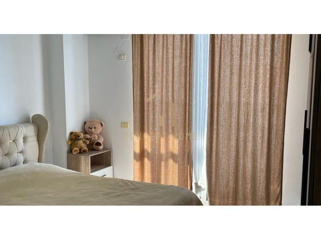 Jepet me qera apartament 1+1 ne