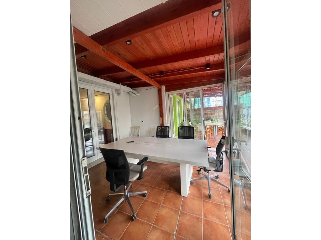 Shitet Apartament 3+1 ne Bllok 4