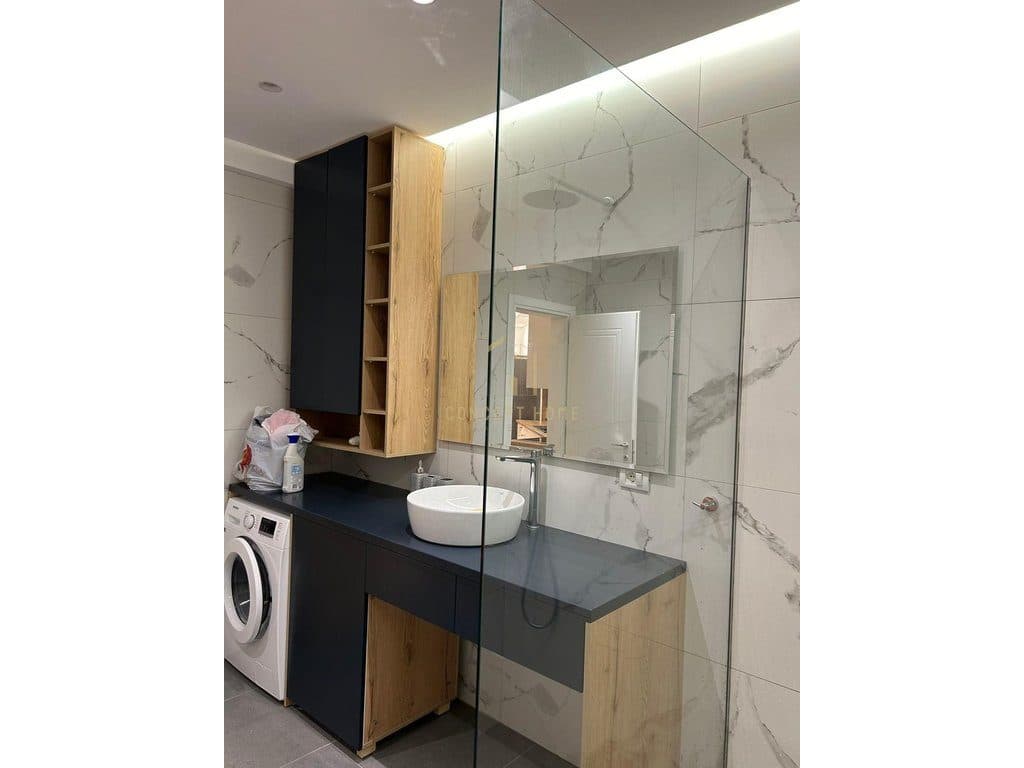 Jepet me qera apartament 1+1 Ne Qender 2