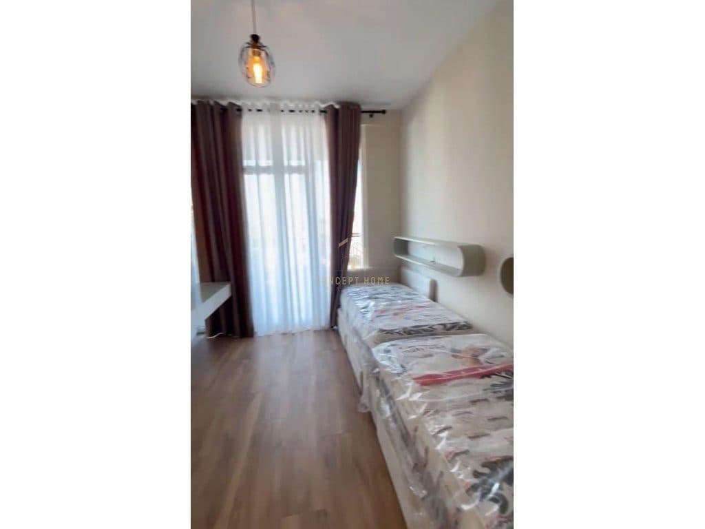 Jepet me qera apartament 2+1 tek Bulevardi i Ri 4