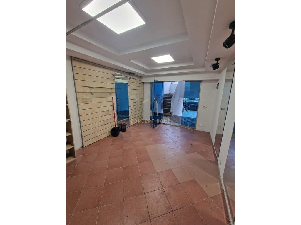 Dyqan Për Qira në Ali Demi, Tiranë - 500€ | 0.5 kat 4