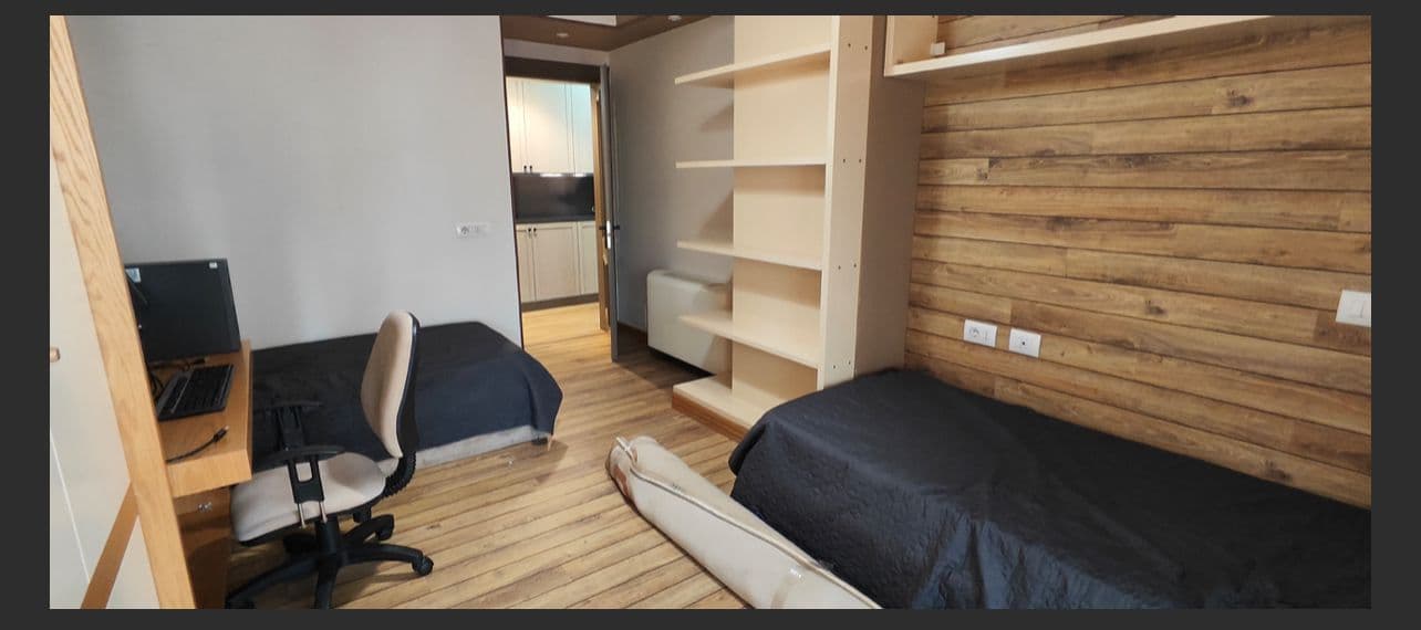 Shitet Super Apartament 4+1+2 ne Myslym Shyr