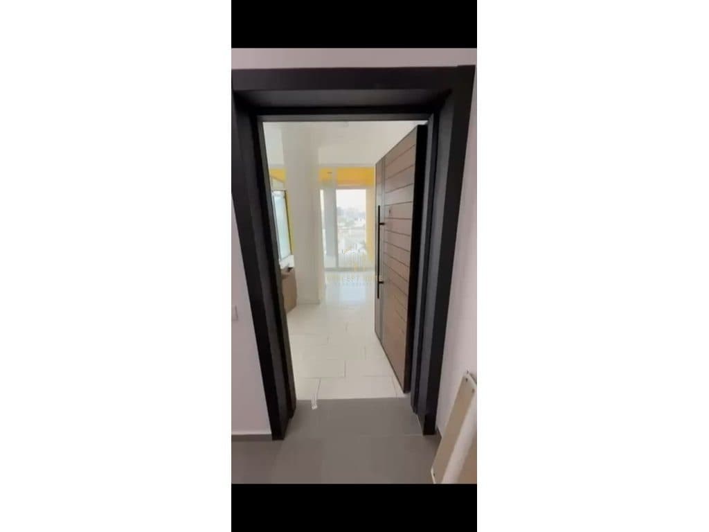 Shitet apartament 2+1+2 tek Bulevardi i Ri 3