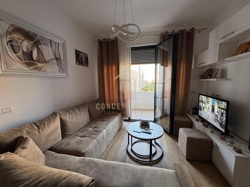 Shitet apartament 2+1 ne Don Bosko 2