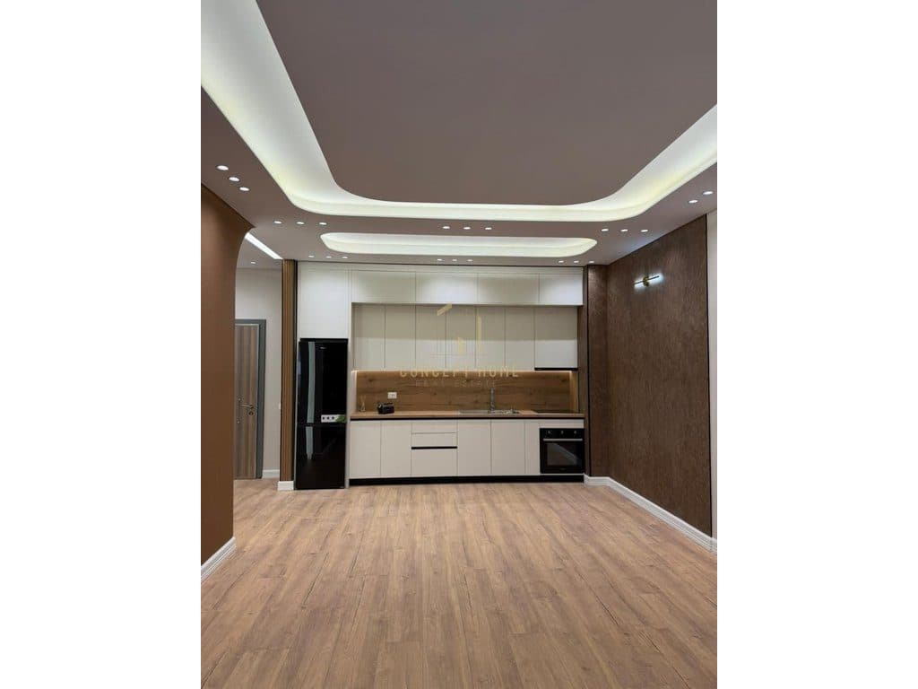 Shitet apartament 2+1 tek Kompleksi Golden Park. 3