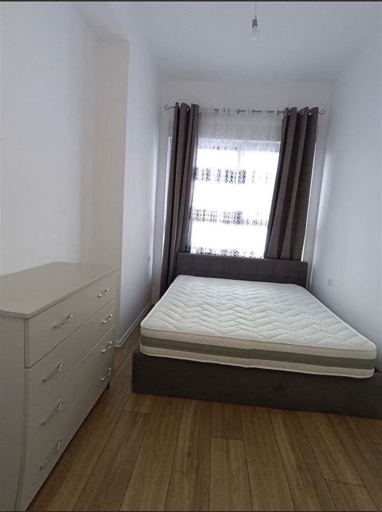 Jepet me qera apartament 1+1 ne Ali Dem (Mangalem) 2