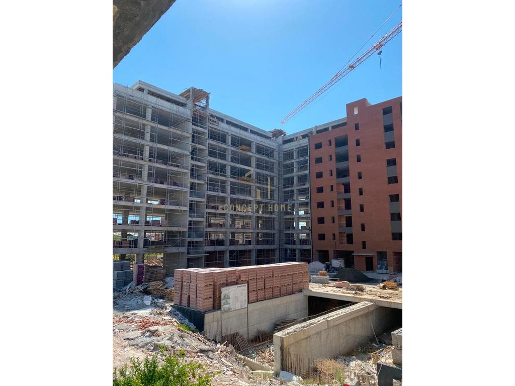 Shitet apartament 2+1+2 ne Kamez 2