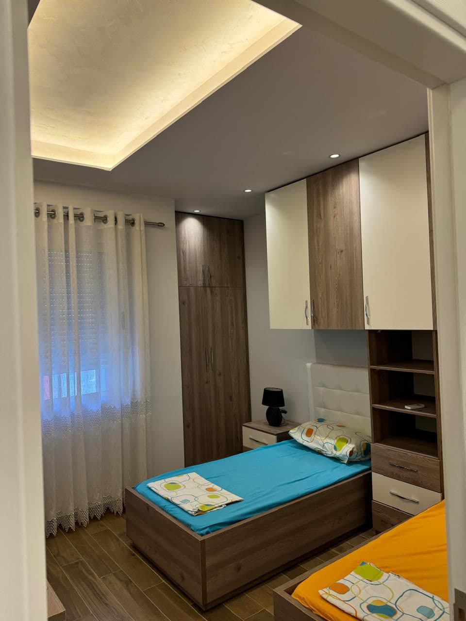 Jepet me qera apartament 2+1 tek Goden Park