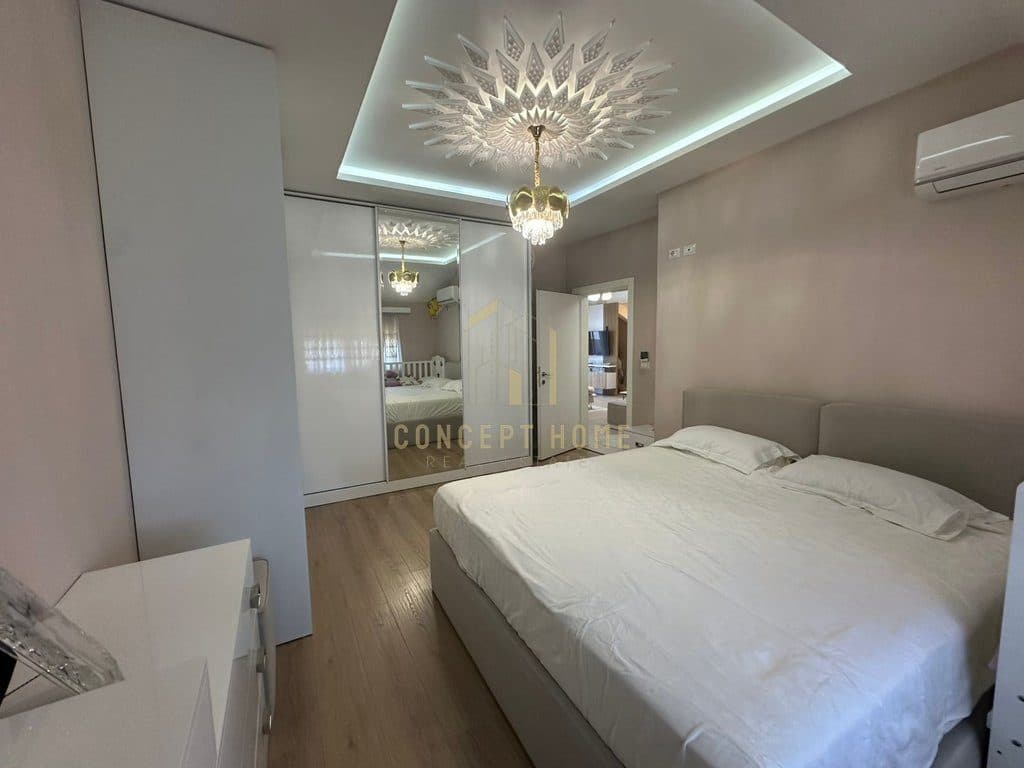 Apartament 2+1 Me Qira në Xhamlliku, Tiranë - 700€ | 80 m²