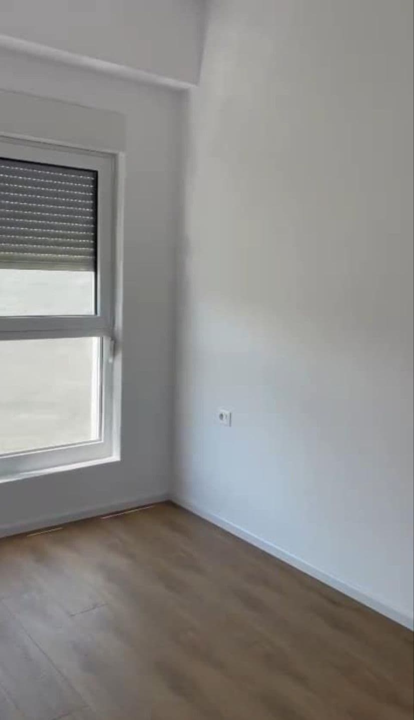 ?Jepet me qera apartament 2+1+2 ne Ali Dem 2