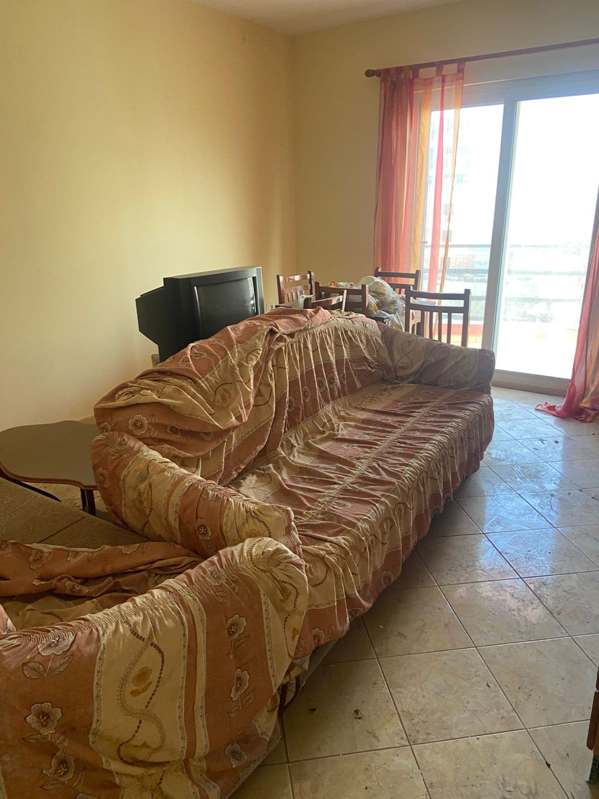Apartament për Shitje 1+1 – Mali i Robit, Golem 3
