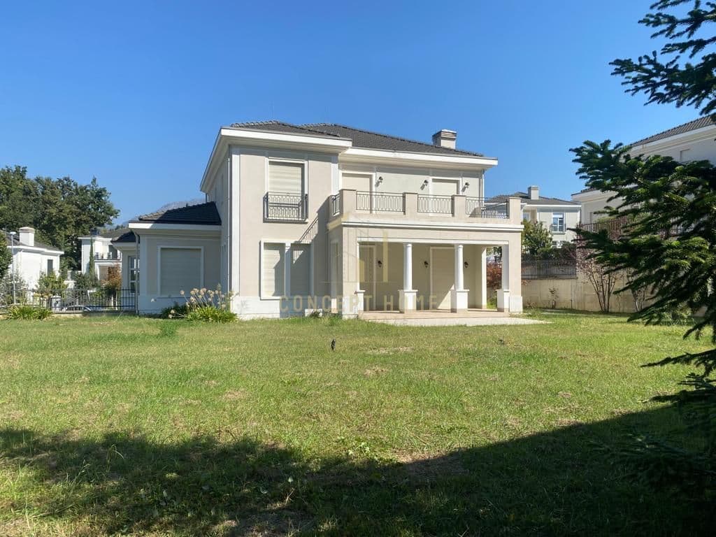 Vile me Qira tek Rolling Hills 1 , Tiranë - 5000€ | 598 m² 2