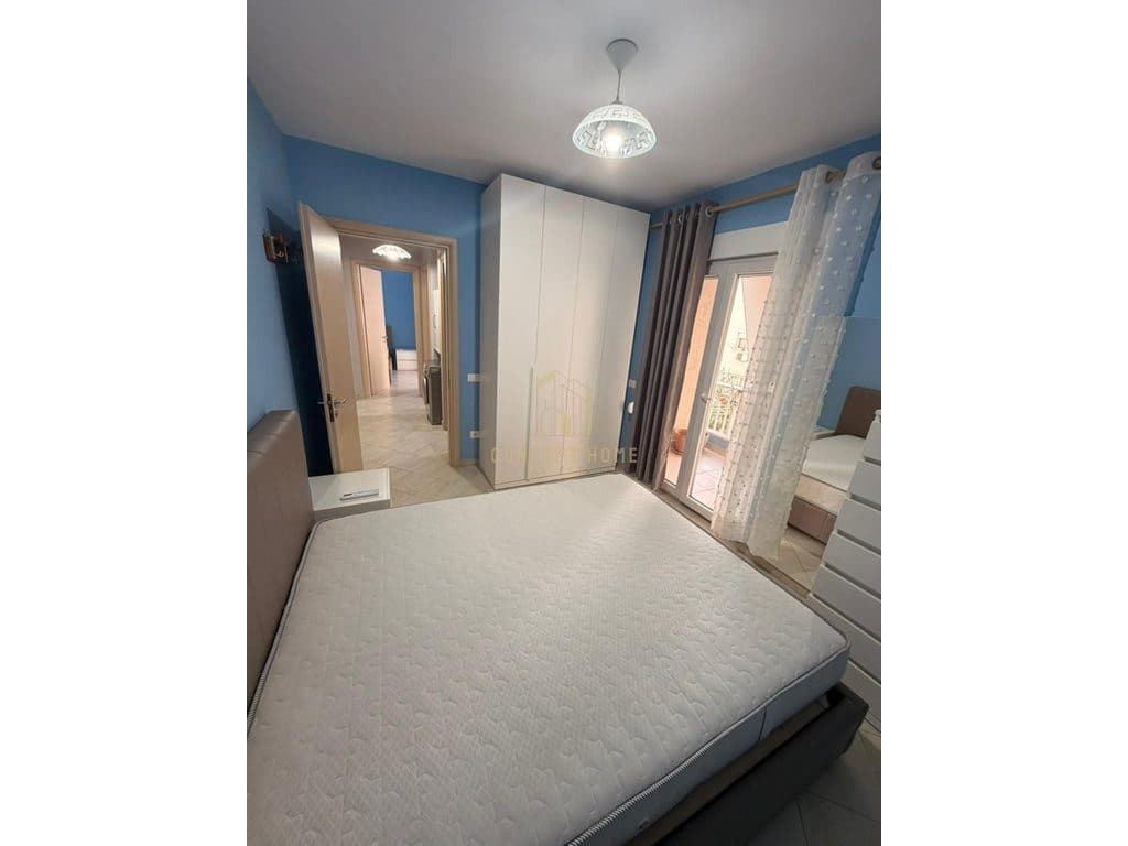 Jepet me qera apartament 2+1+2 tek Kontakt, 21-Dhjetori 4