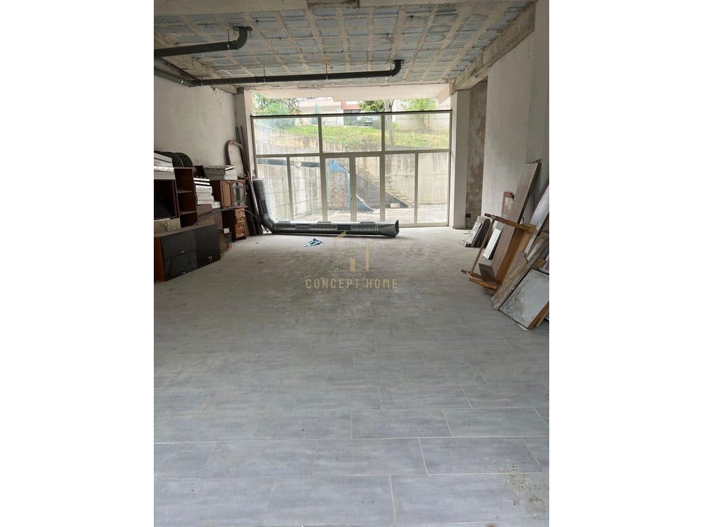 Dyqan per Shitje në Liqeni i Thatë, Tiranë - 229,000€ | 120.62 m²